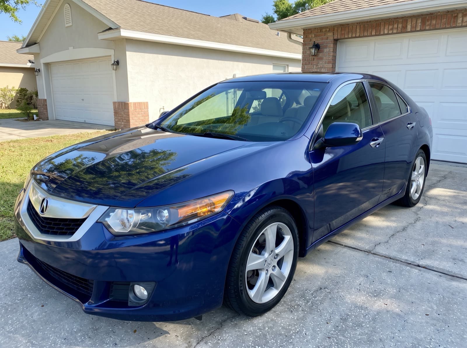 Completed Bang AutoGlass mobile windshield replacement in Apopka, FL