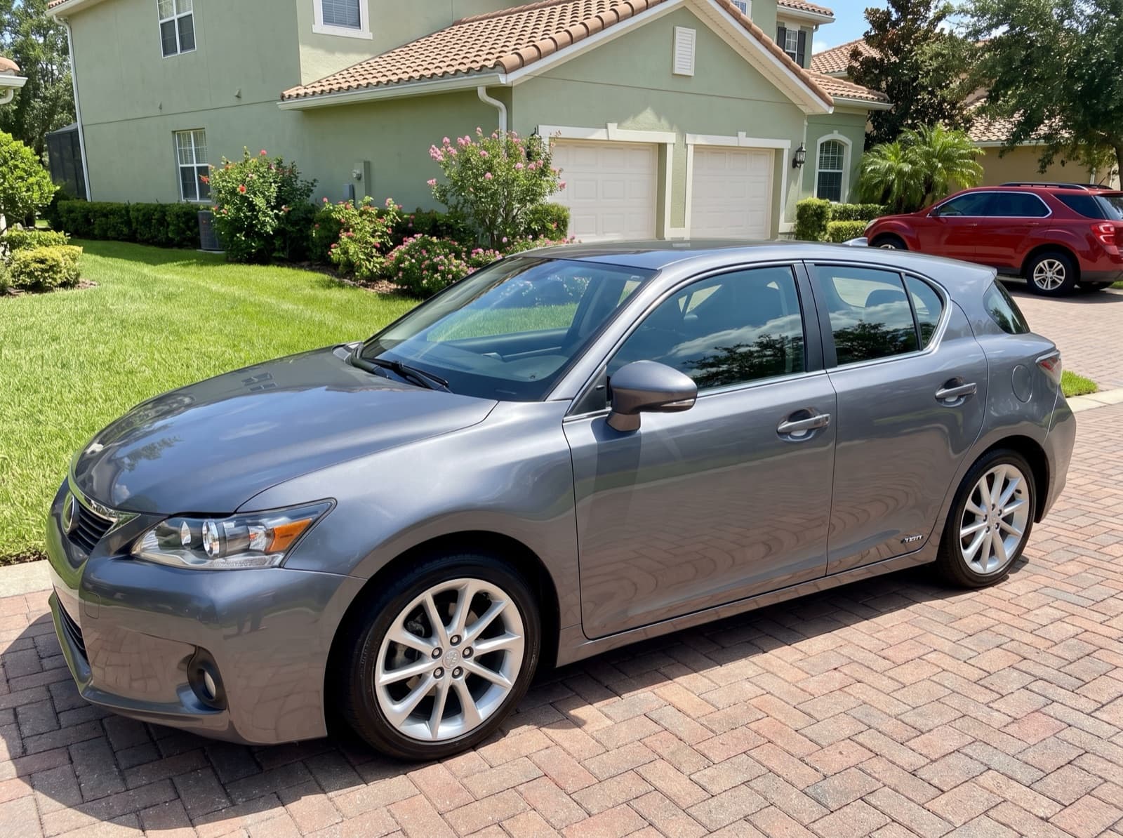 A completed Bang AutoGlass mobile windshield replacement in Orlando, Florida
