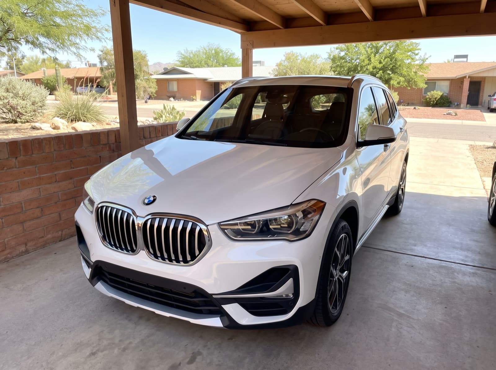 A completed Bang AutoGlass mobile windshield replacement in Tucson, Arizona